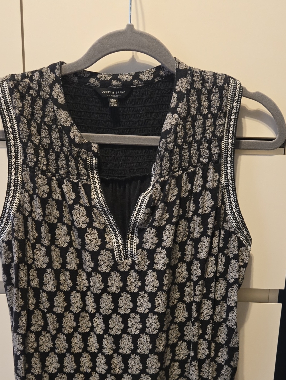 Lucky Brand Black and White Smocked Floral Sleeveless Camisole